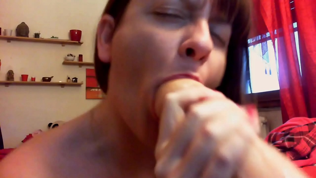 אורגזמה נהדרת לאחותך המלוכלכת, תפתחי את הפה ושתה הכל